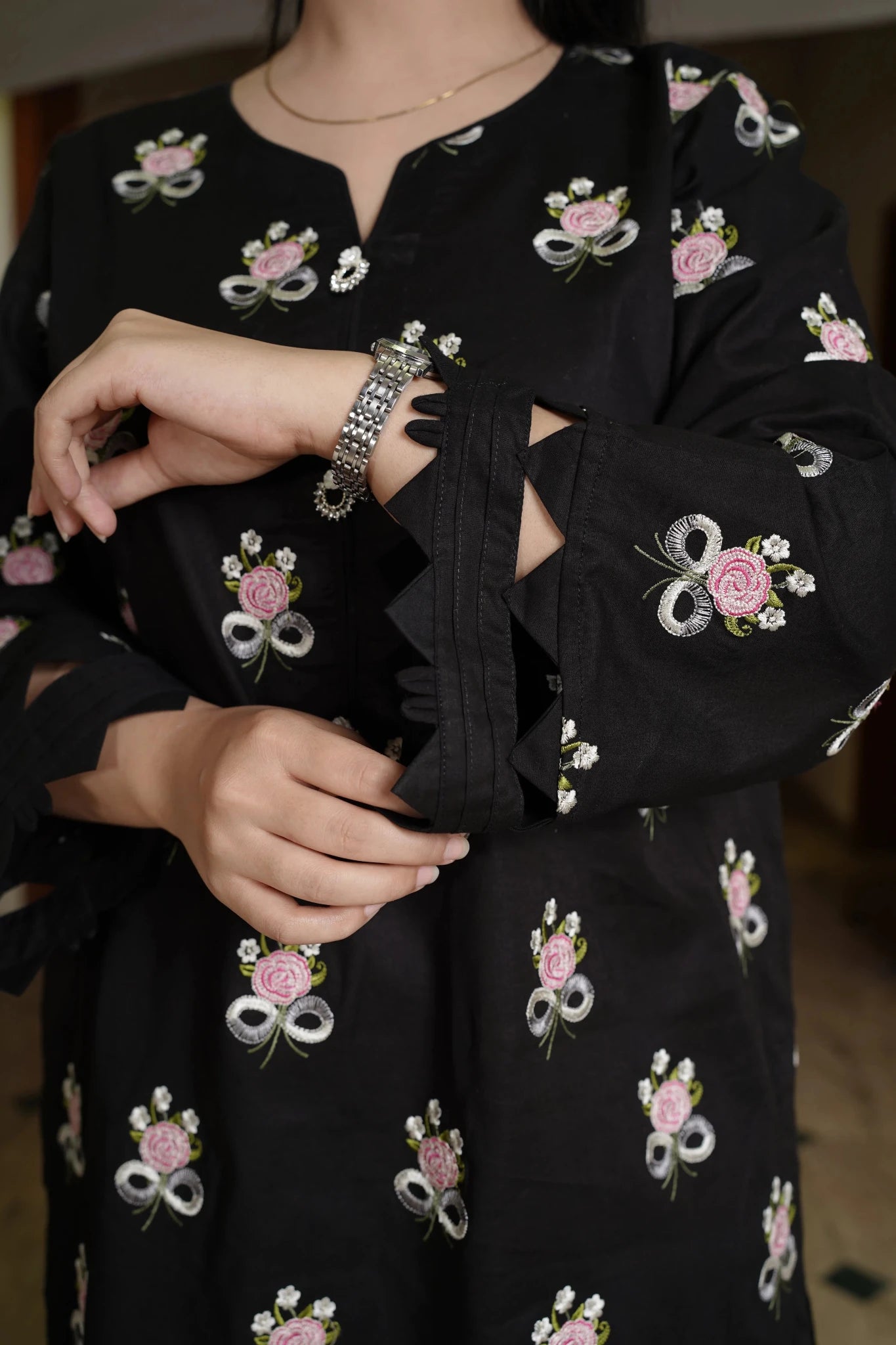 2 PC | Embroidery Lawn Suit - Bellissimo Outfit