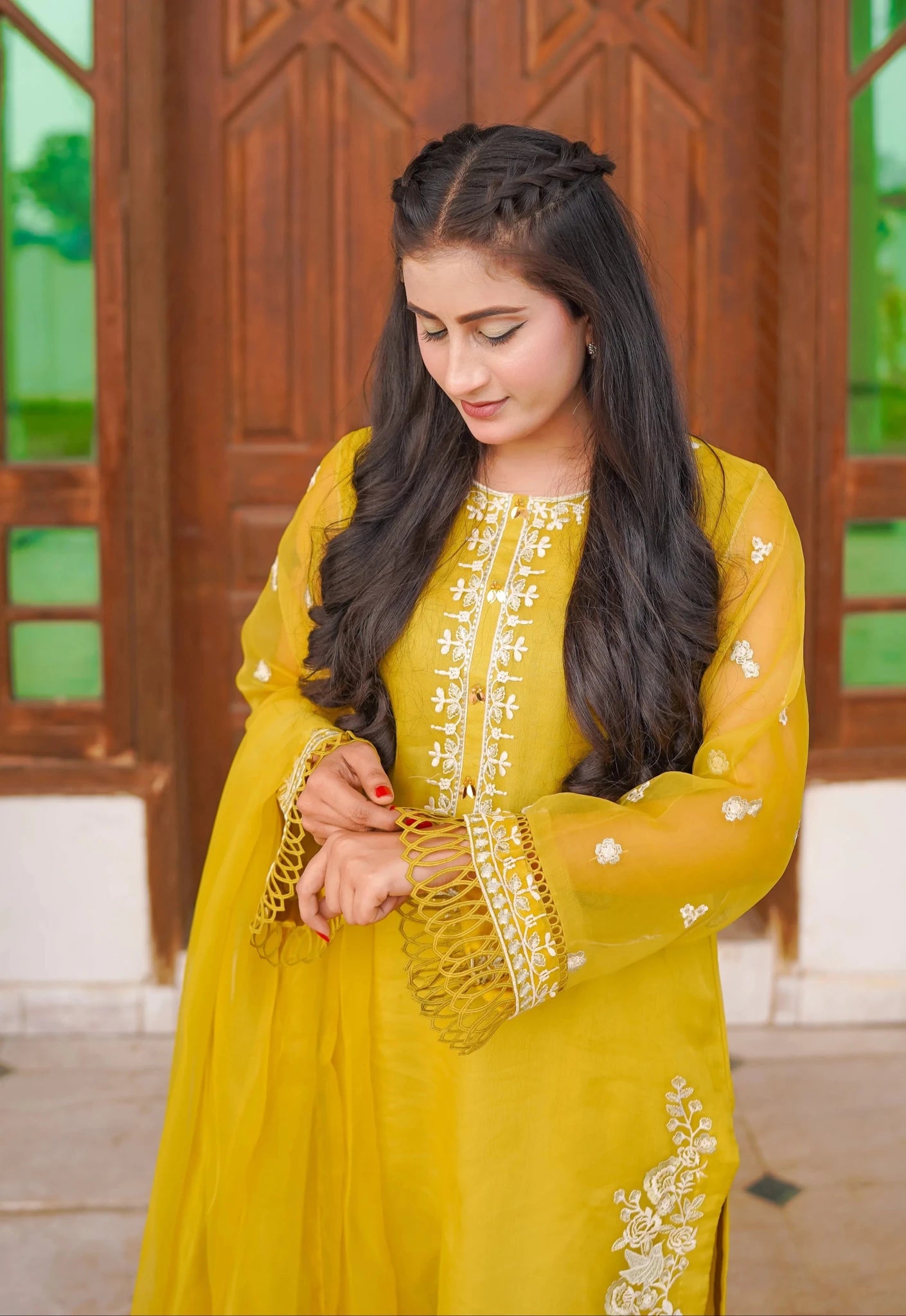 2 PC | Pure Organza Embroidered Suit - Bellissimo Outfit