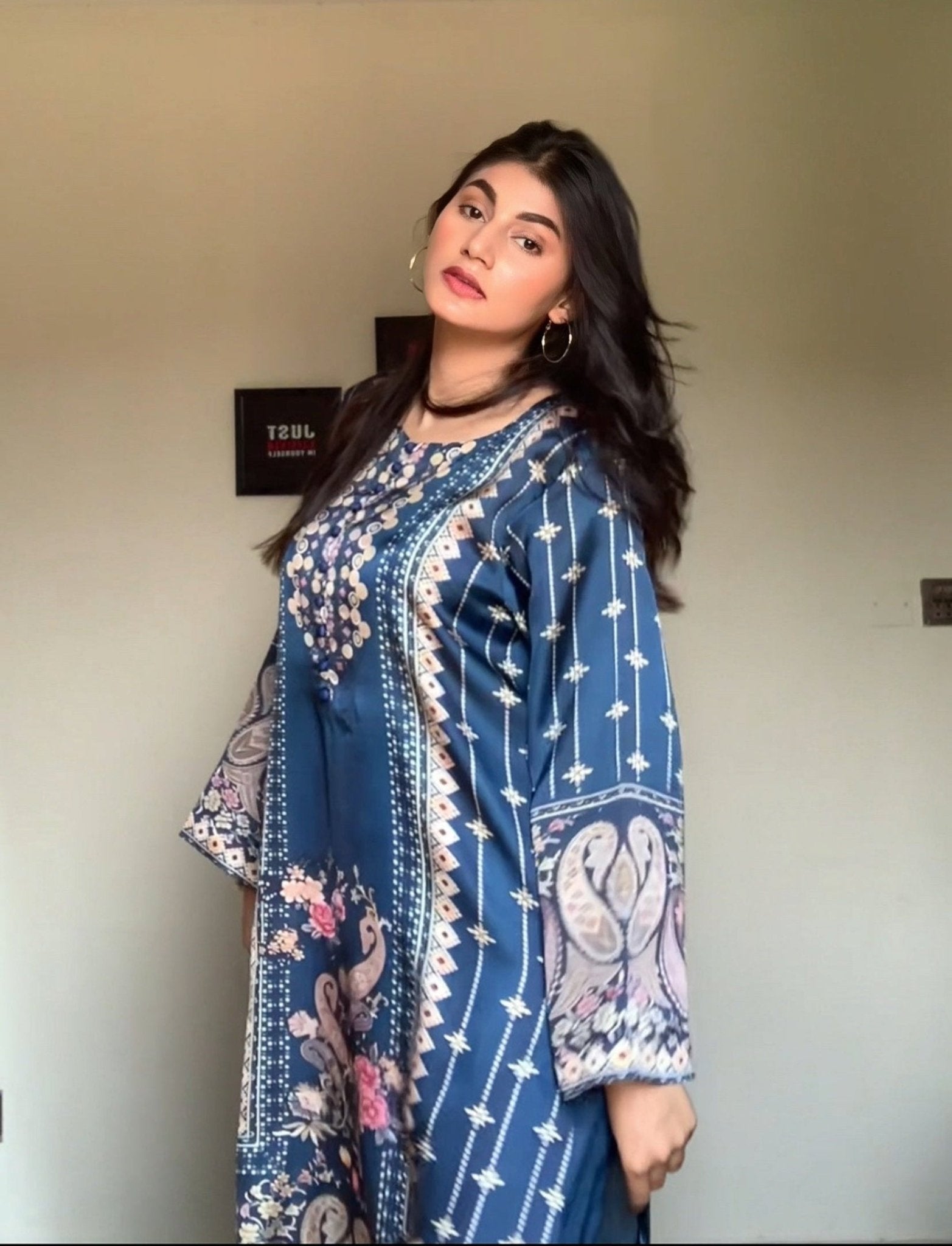 2 PC | Shamooz Silk Printed Suit - Bellissimo Outfit