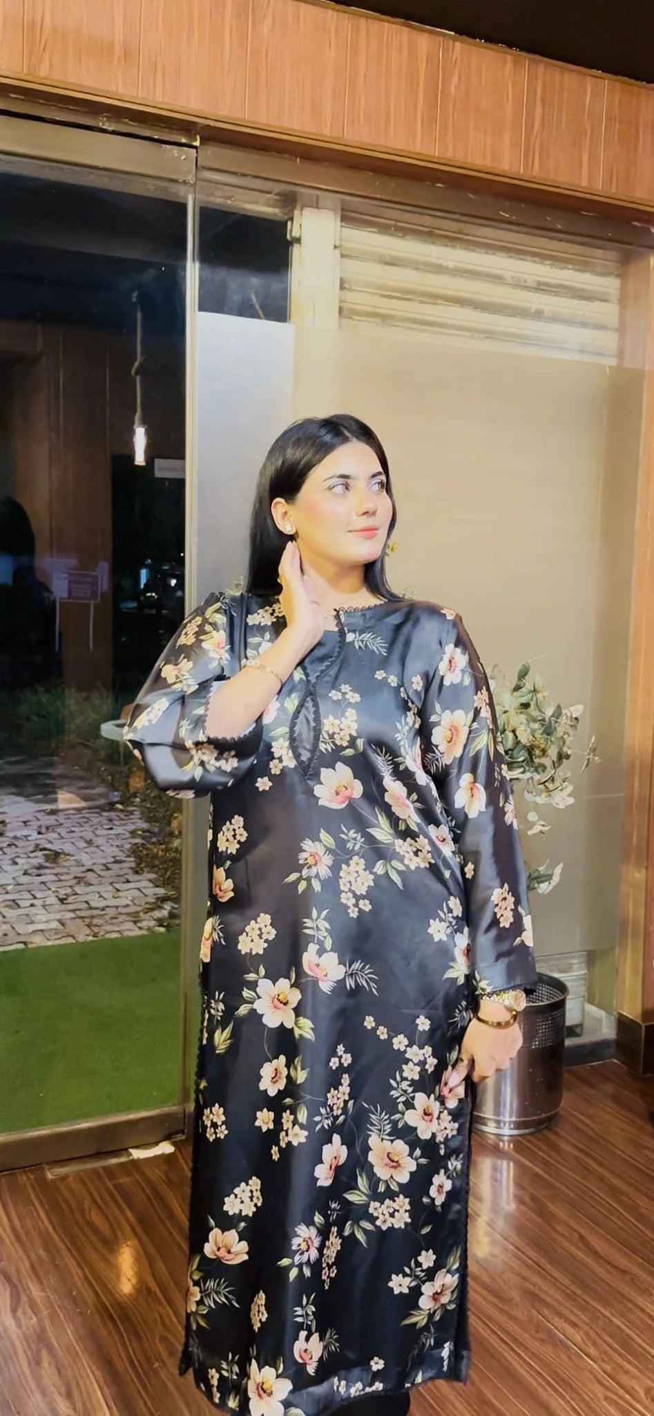 2 PC | Shamooz Silk Printed Suit - Bellissimo Outfit