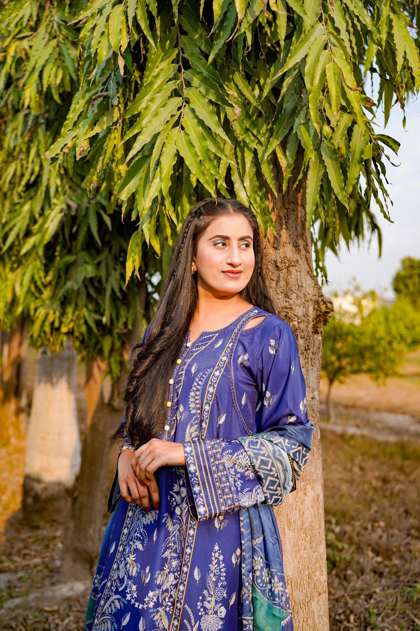3 PC | Printed Lawn Suit - Bellissimo Outfit