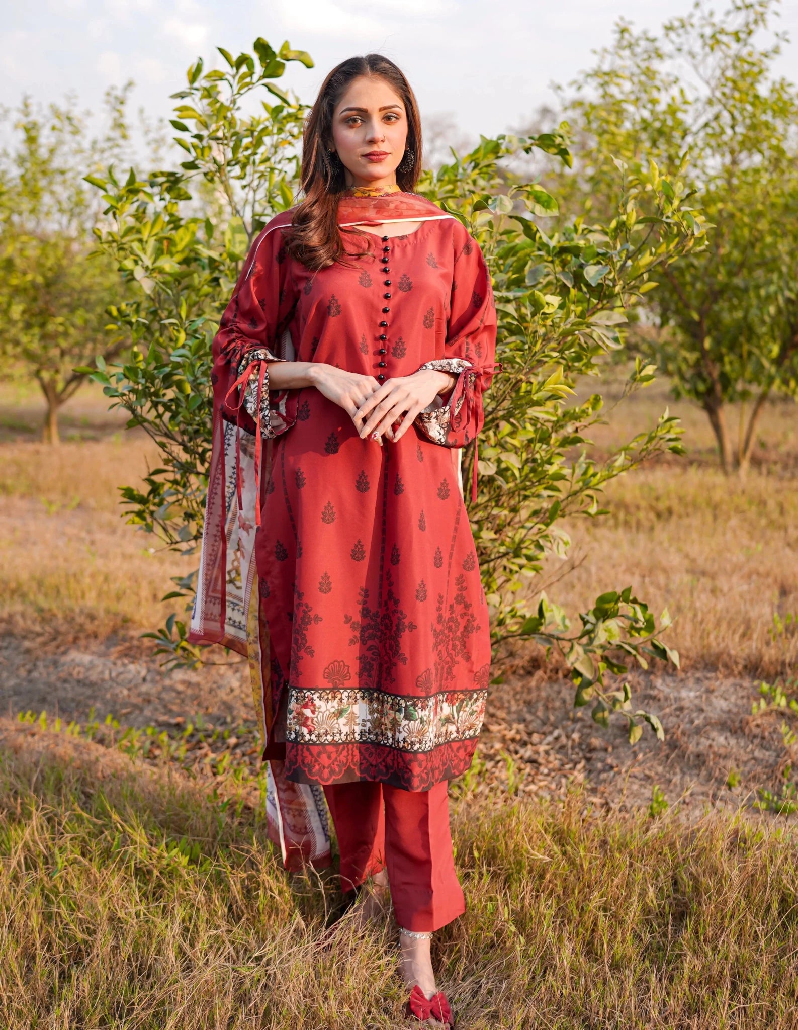 3 PC | Printed Lawn Suit - Bellissimo Outfit