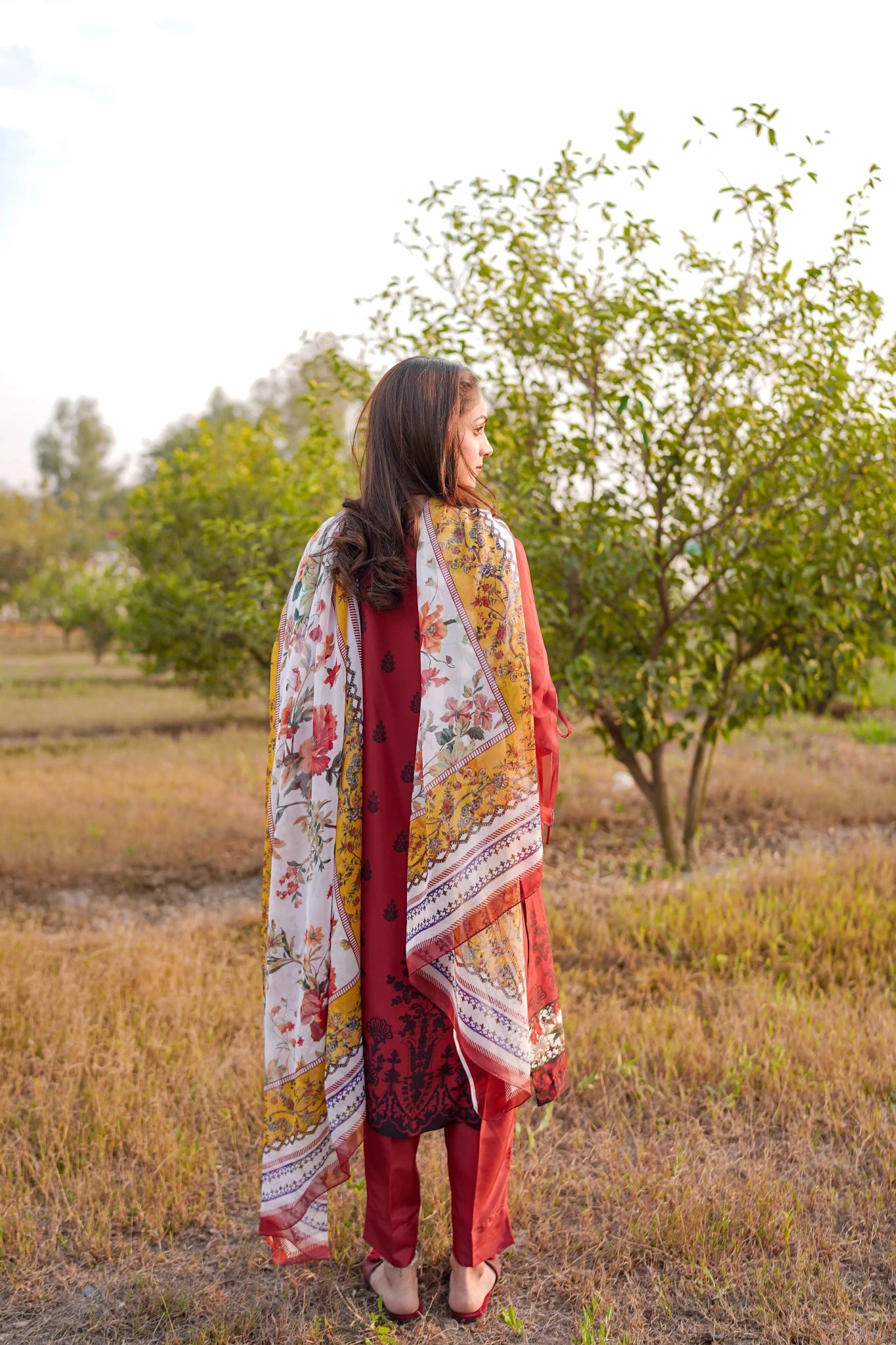 3 PC | Printed Lawn Suit - Bellissimo Outfit