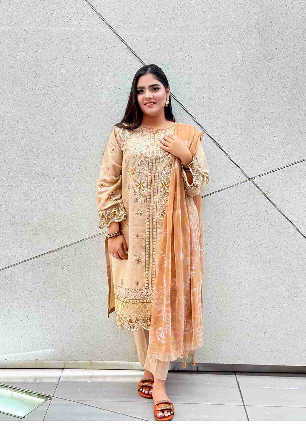 2 PC | Embroidery Lawn Suit